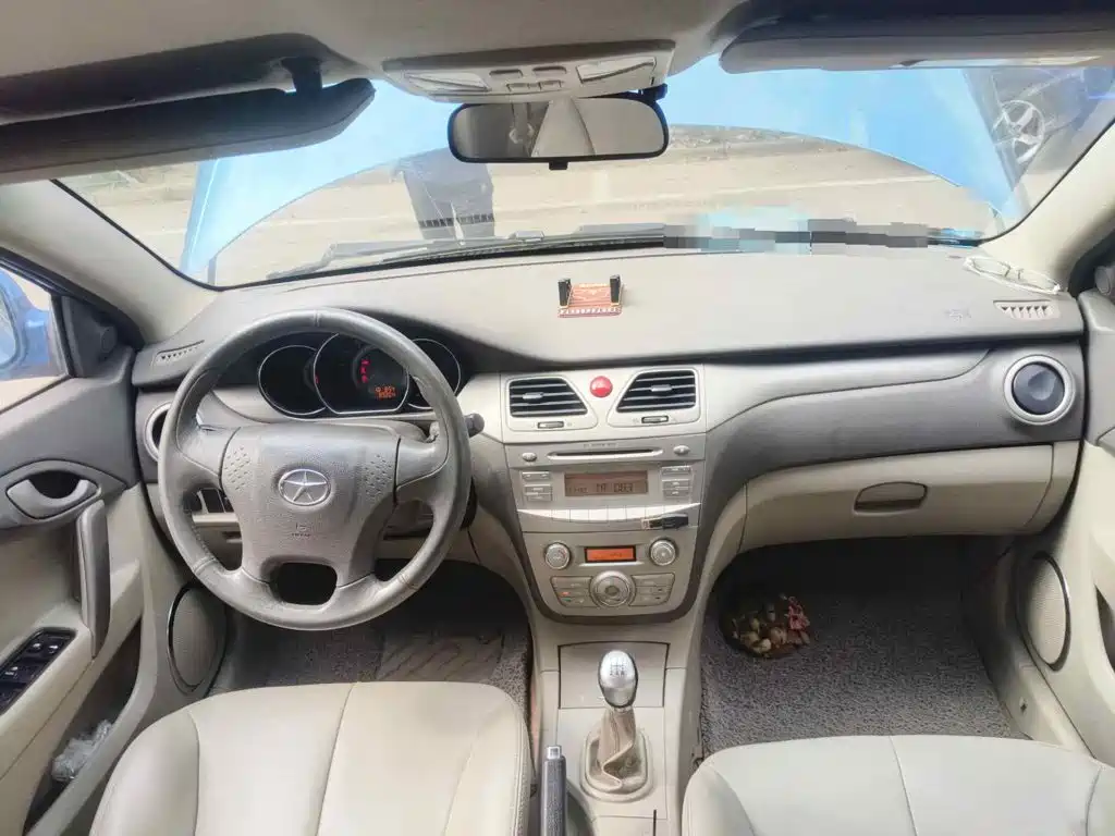 JAC Motors Heyue 2013 2012 Model 1.5L Manual Luxury