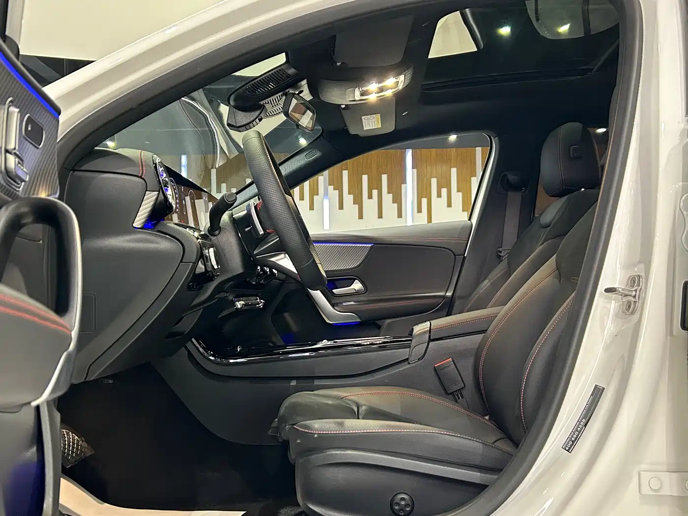 Mercedes-Benz A-Class 2024 Facelift A 200 L Fashion фото 9