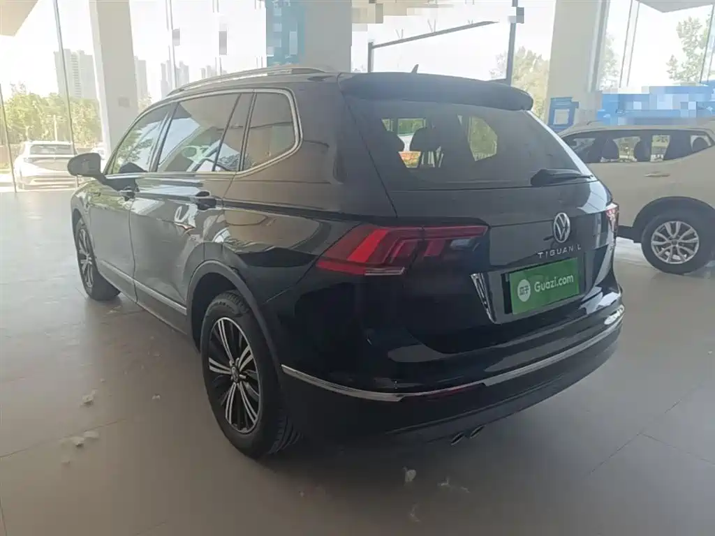 Volkswagen Tiguan L 2021 330TSI Automatic 2WD Smart фото 5