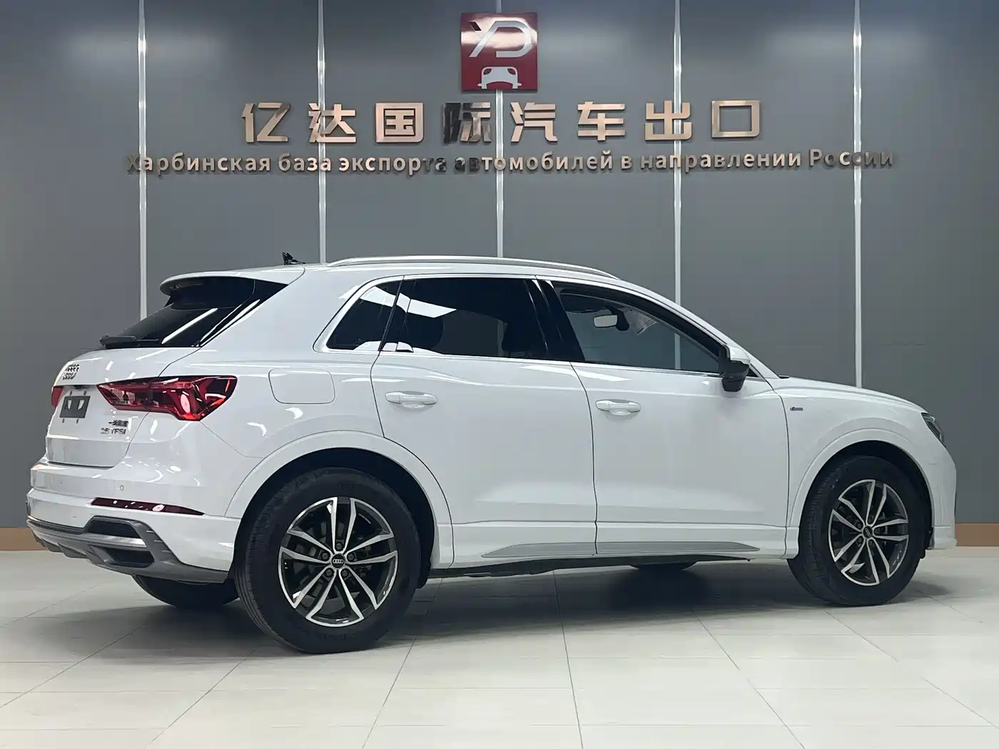 Audi Q3 2021 35 TFSI Progressive Sport фото 6
