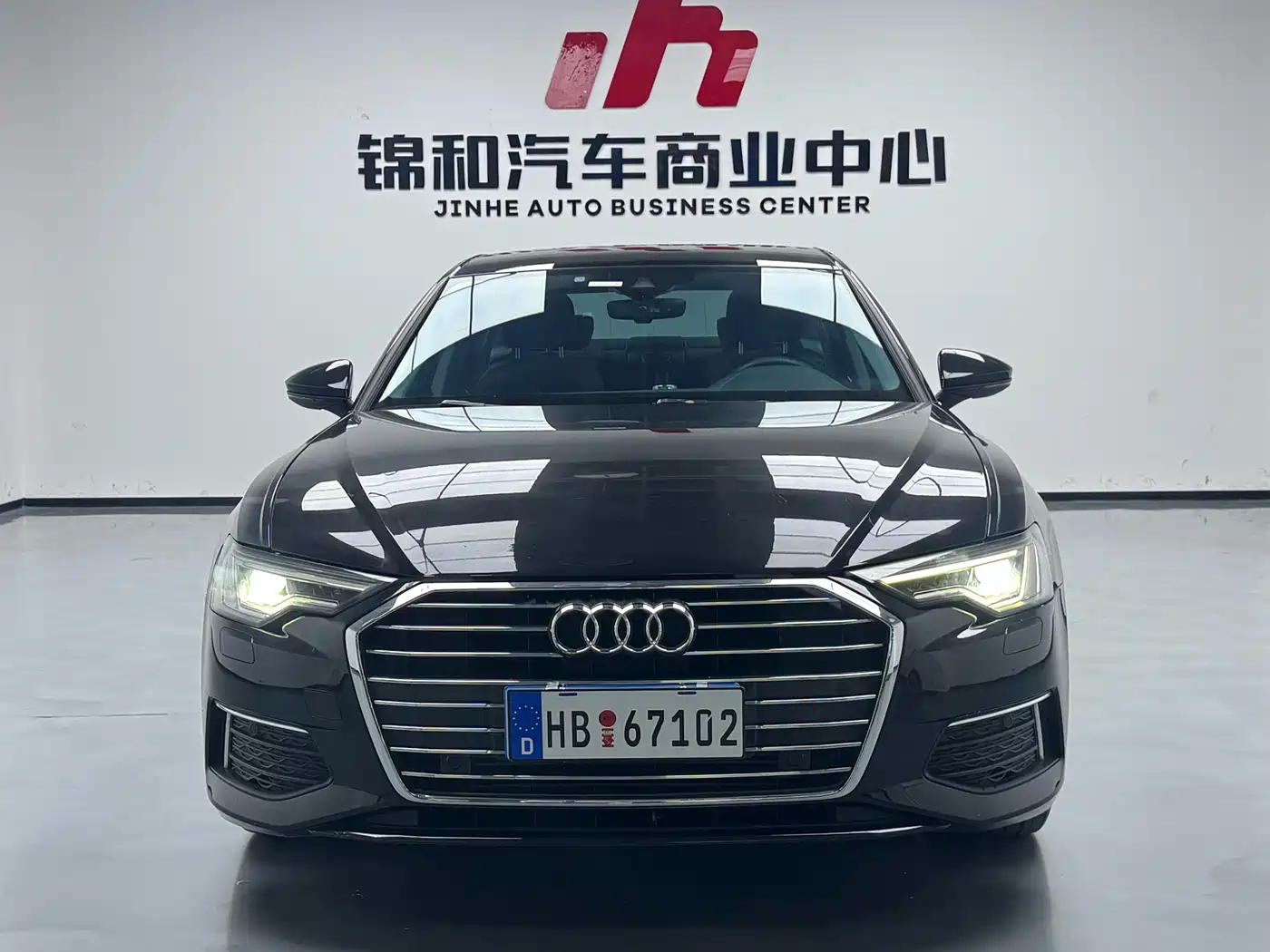 Audi A6L 2019 40 TFSI Luxury Elegance фото 3