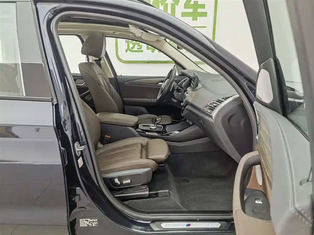 BMW X3 2022 Facelift xDrive30i Leading M Shadow Edition фото 23