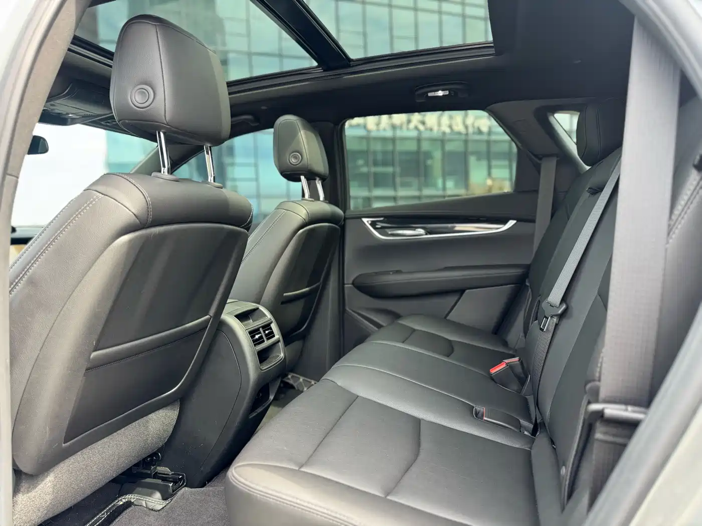 Cadillac XT5 2021 2.0T 2WD Luxury Edition фото 6