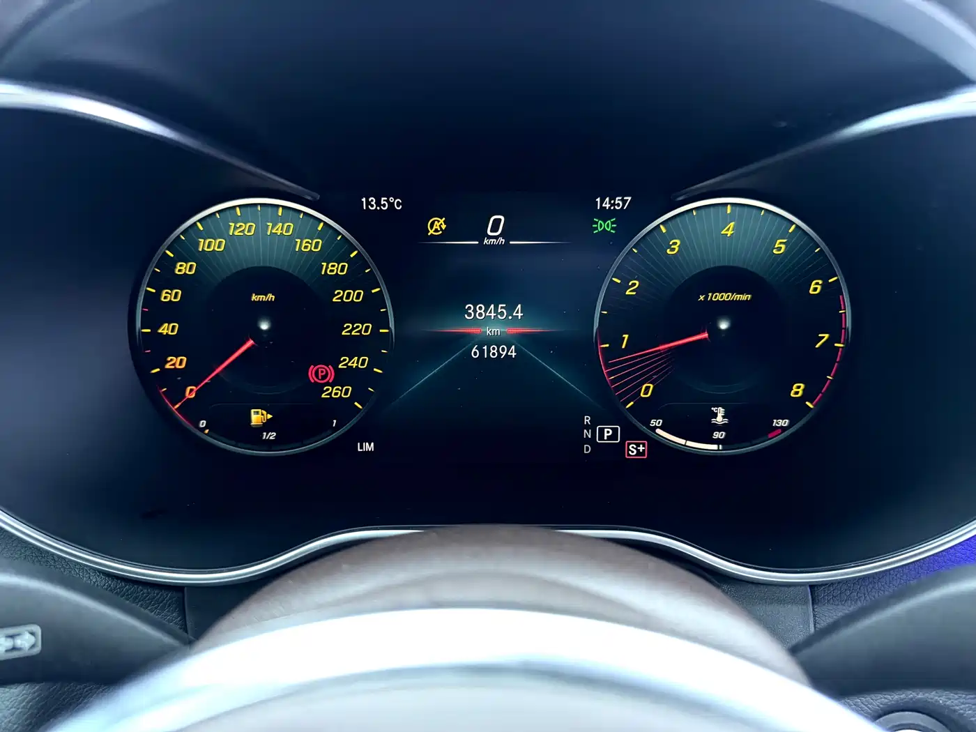 Mercedes-Benz GLC 2020 Facelift GLC 260 L 4MATIC Luxury фото 21