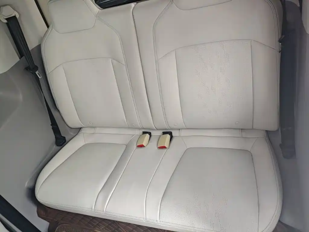Wuling Motors Wuling Air ev 2023 2023 4-Seat Advanced Edition