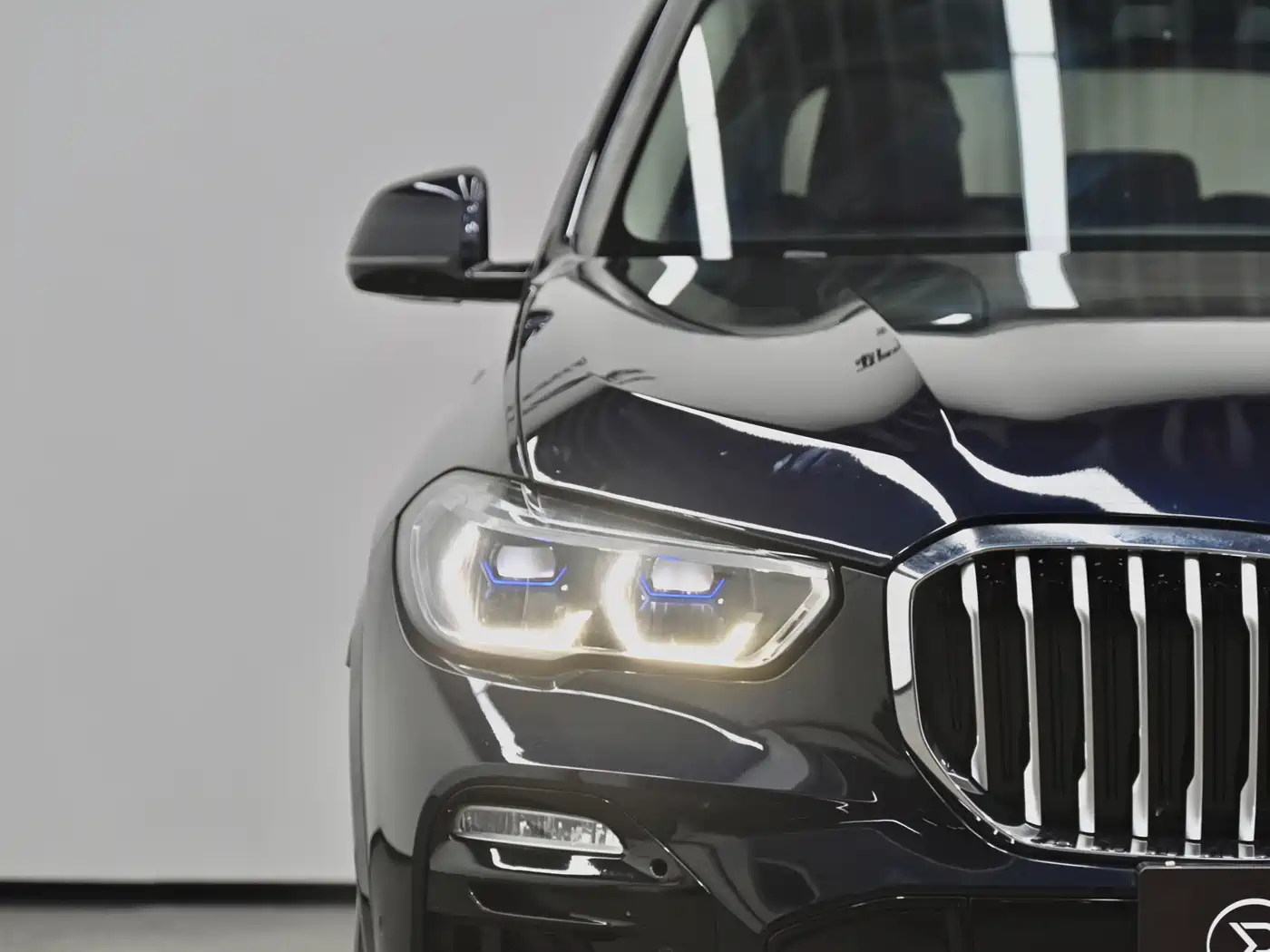 BMW X5 (Import) 2021 xDrive40i M Sport Package фото 31