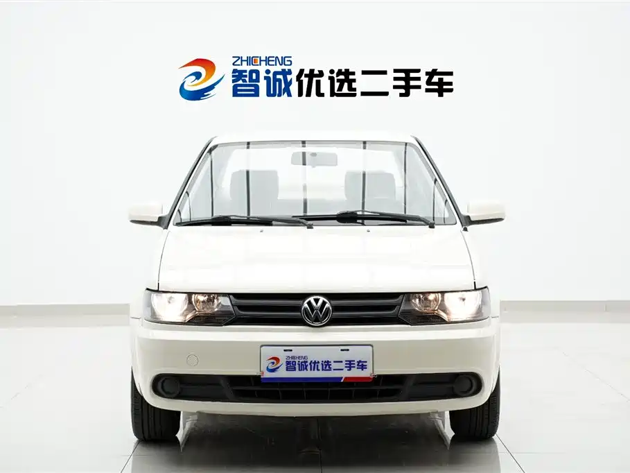 Volkswagen Jetta 2010 1.6L Partner фото 2