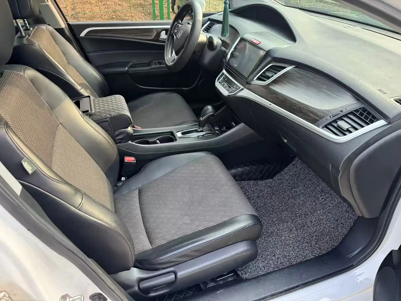 Honda Jade 2019 2017 1.8L Automatic Comfort Edition 5-seater