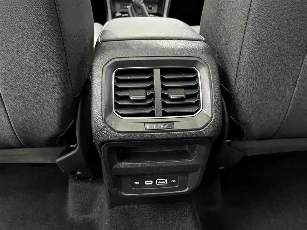 Volkswagen Tiguan L 2023 280TSI 2WD Trend Limited Edition фото 15