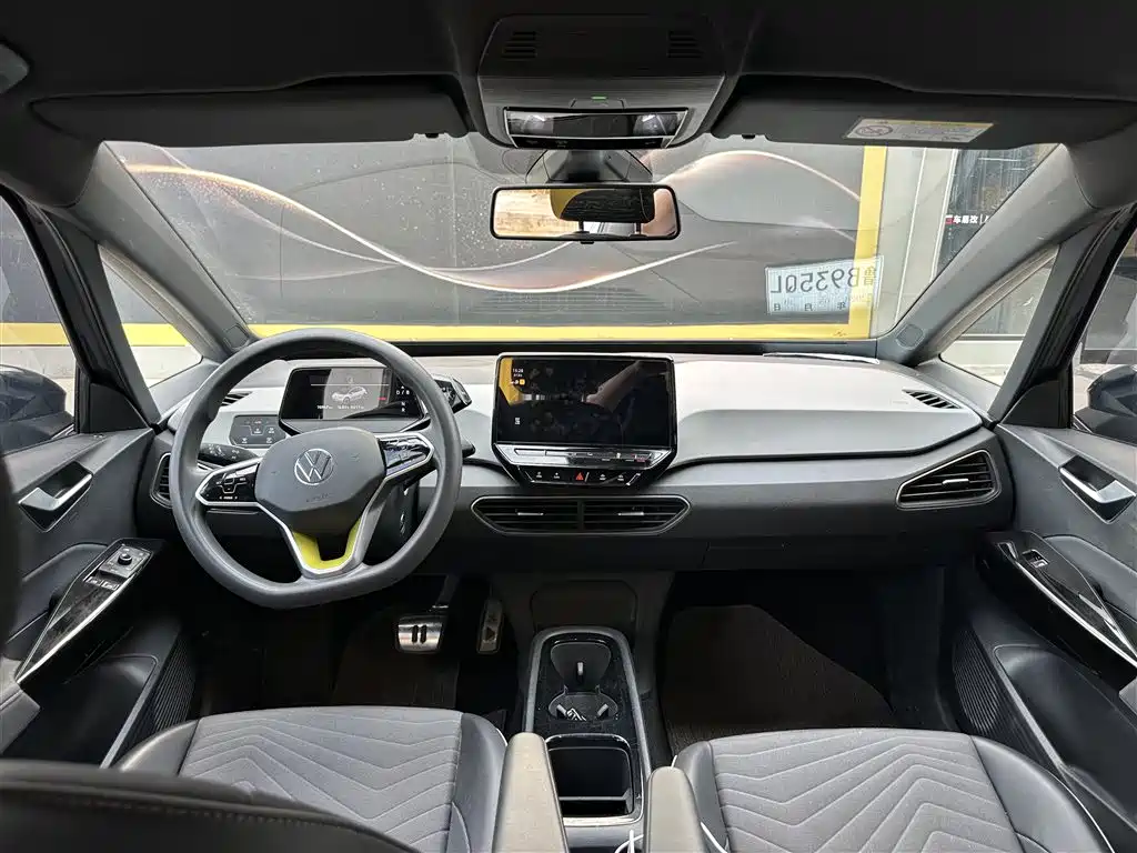 Volkswagen ID.3 2023 Upgraded Pure Intelligence Edition фото 6