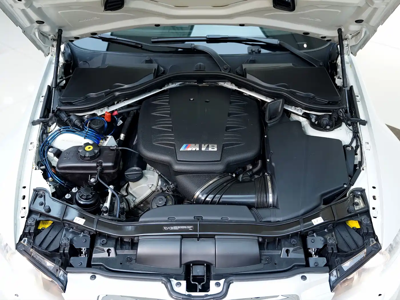 BMW M3 2011 M3 Coupe Carbon Fiber Roof Edition фото 23