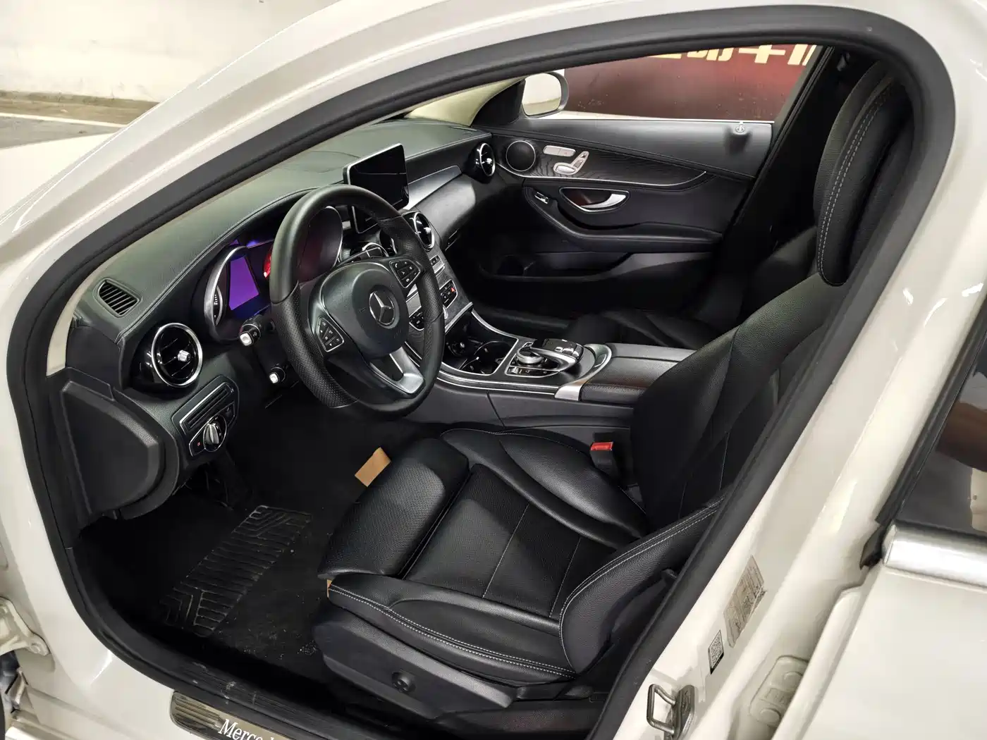 Mercedes-Benz C-Class 2016 C 200 L Sport фото 10