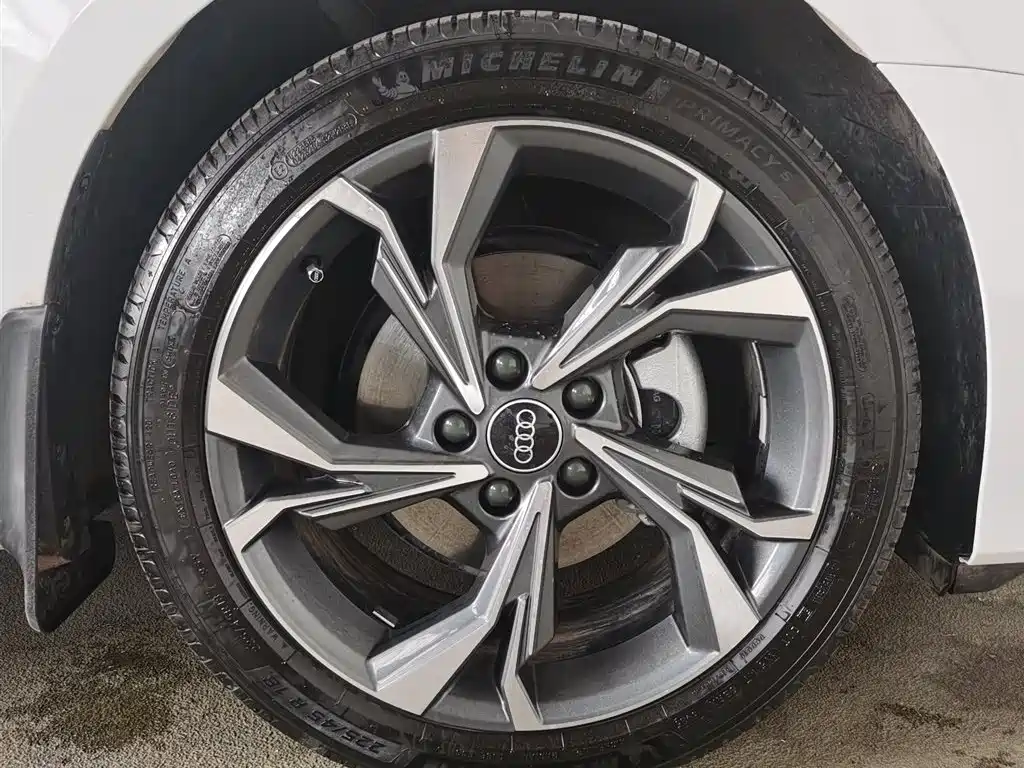 Audi A3 2025 Sportback 35TFSI Flying Premium фото 13