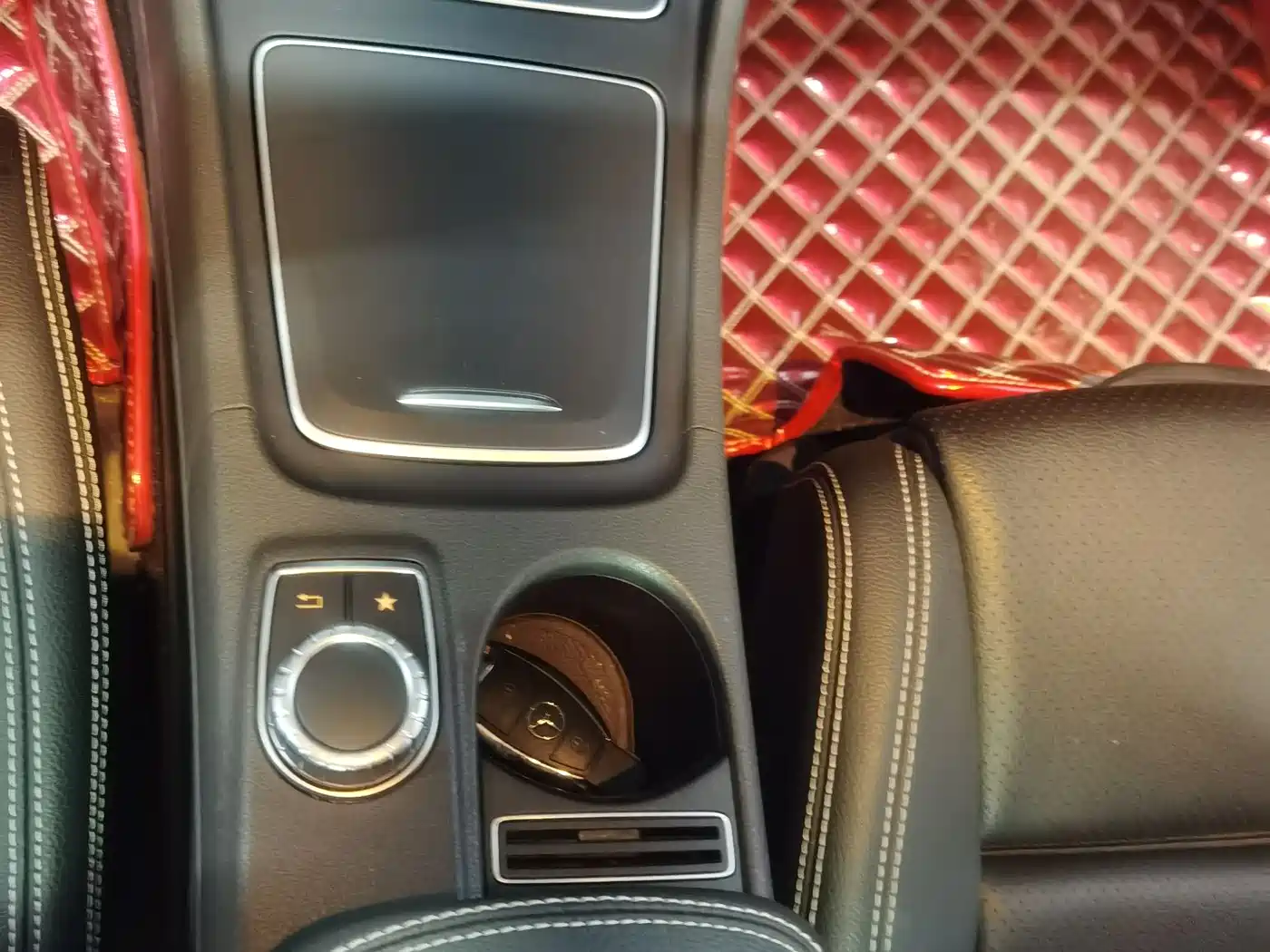 Mercedes-Benz GLA 2018 GLA 200 Dynamic фото 11