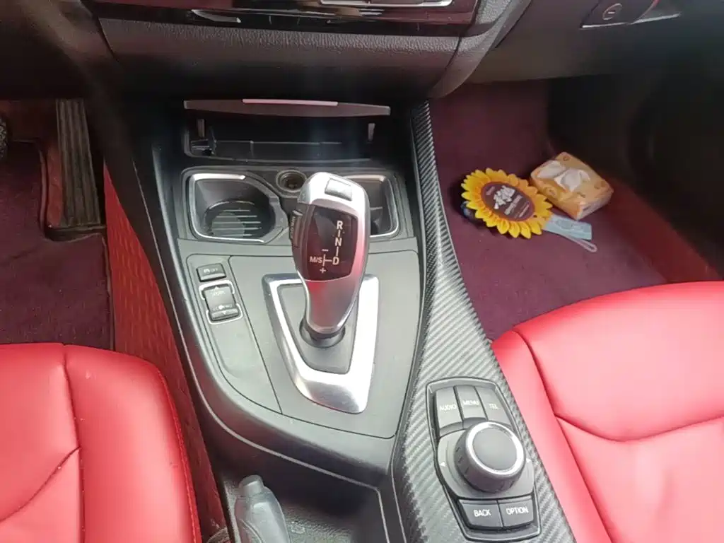 Photo 14 - BMW 2 Series (Import)