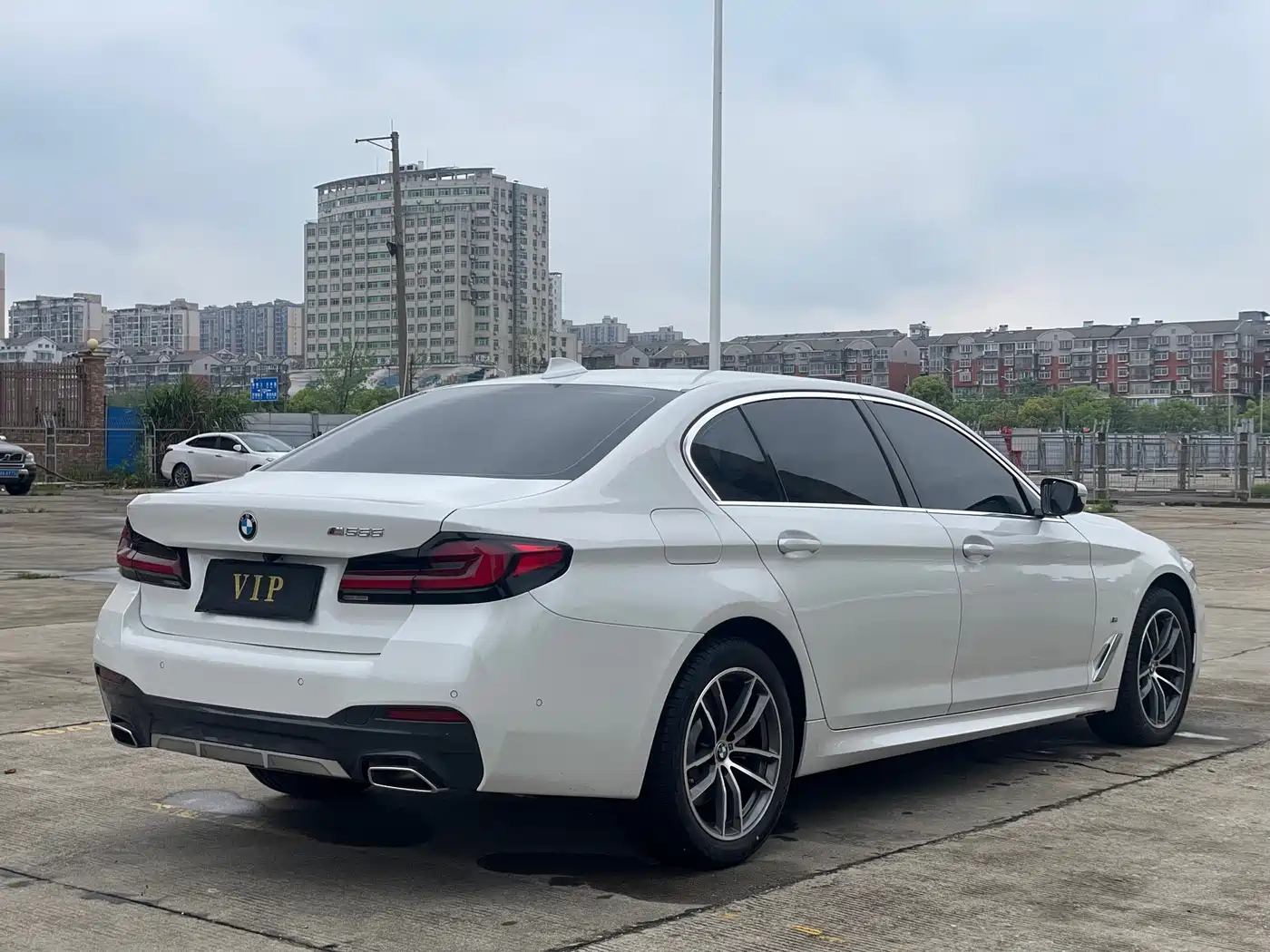 BMW 5 Series 2022 525Li M Sport Package фото 7