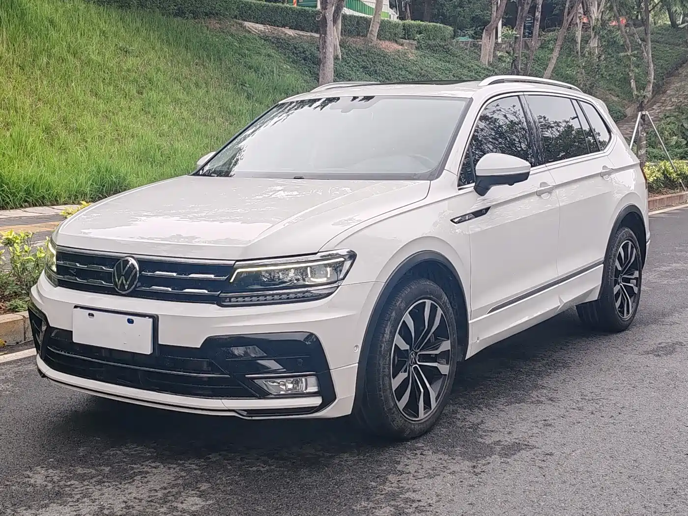 Volkswagen Tiguan L 2021 380TSI Automatic 4WD R-Line Flagship 7-seater