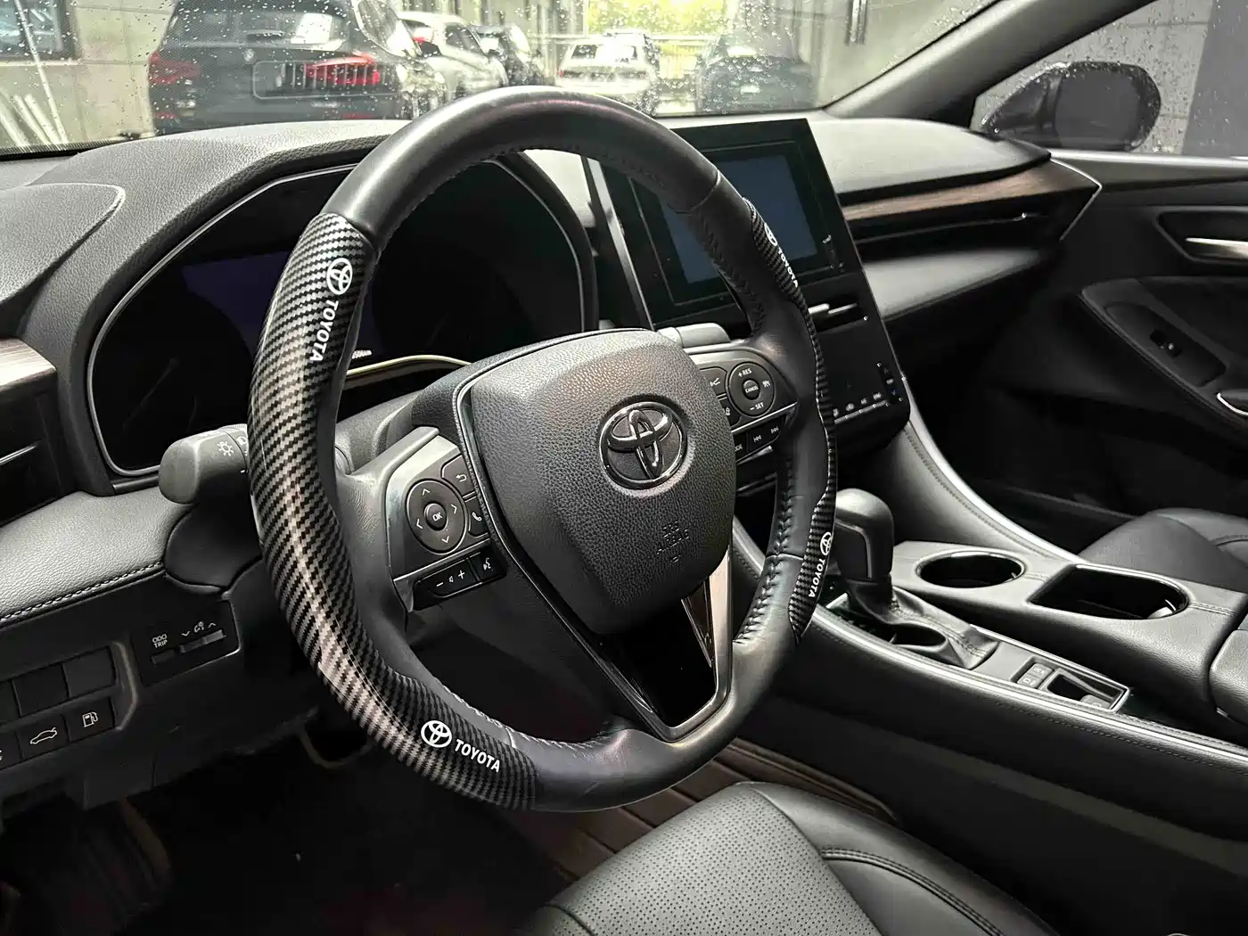 Toyota Avalon 2023 2.0L Premium Selection фото 14
