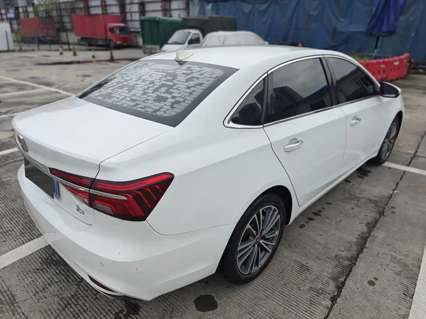 ROEWE I6