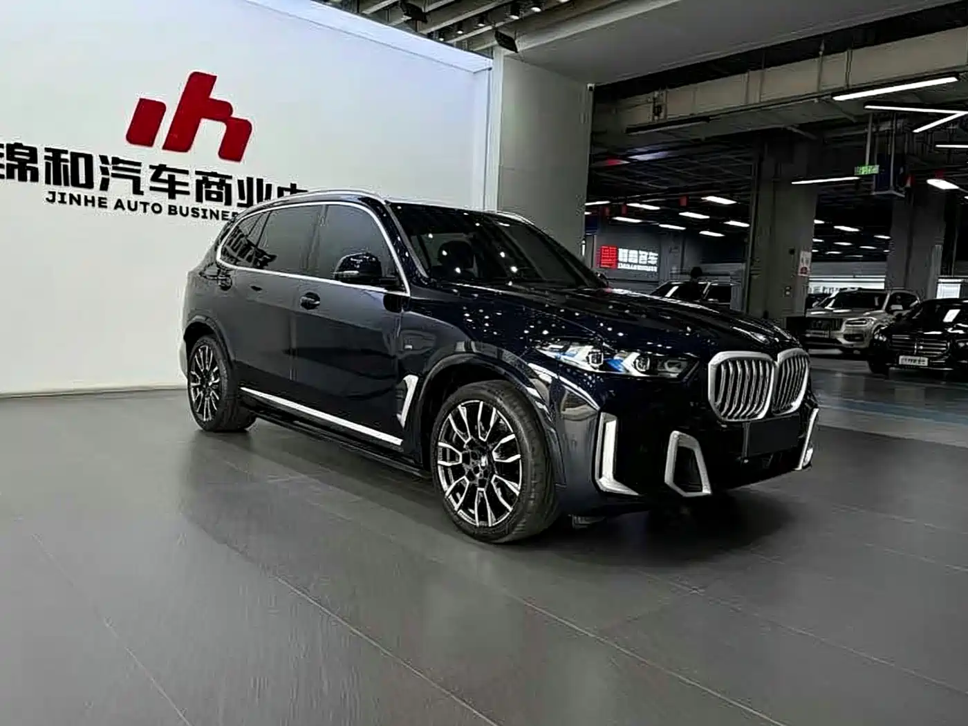 Фото 2 - BMW X5