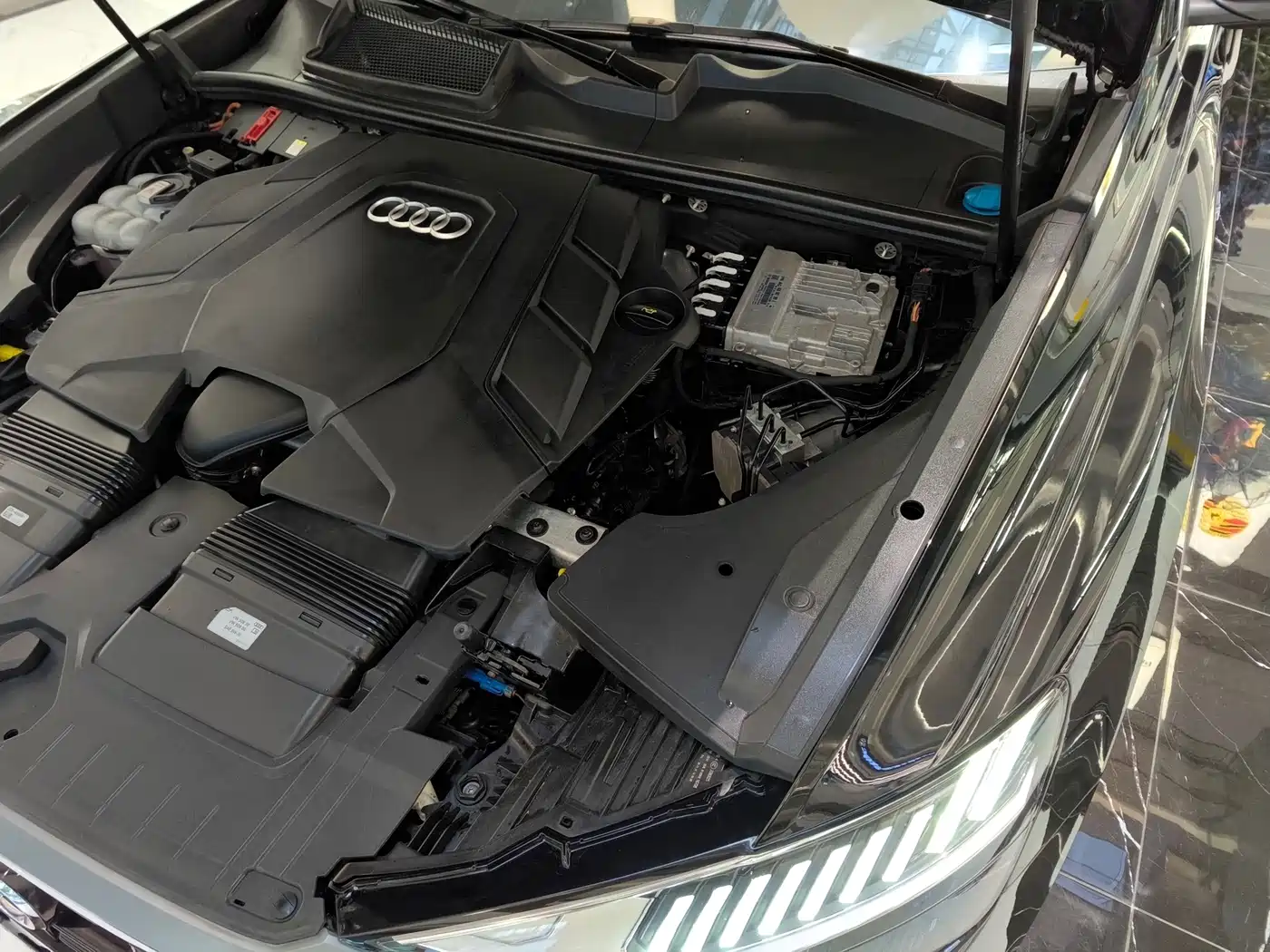 Audi Q8 2022 2022 55 TFSI Luxury Dynamic