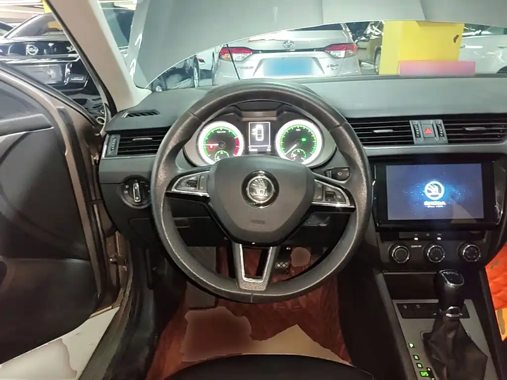 صورة 11 - Škoda Octavia