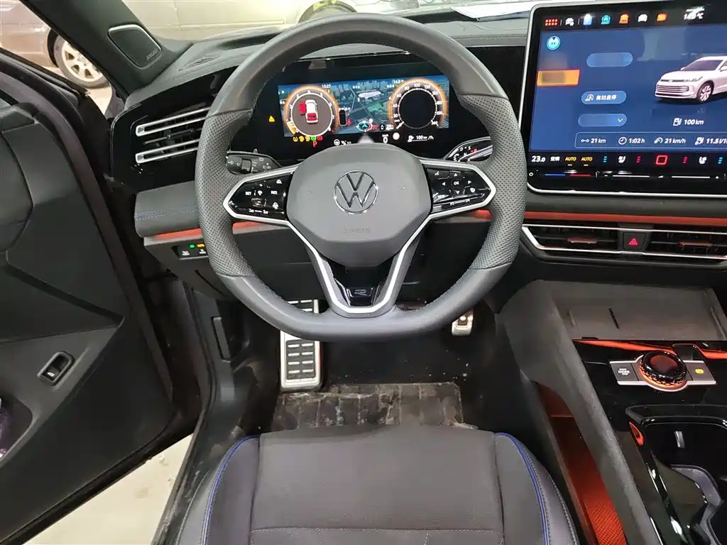 Volkswagen Tiguan L 2024 PRO 330TSI FWD R-Line Intelligent Premium Edition фото 6