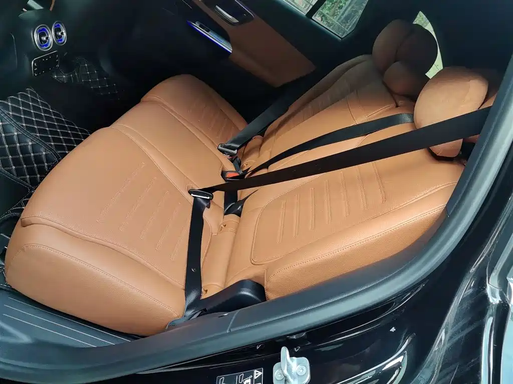 Mercedes-Benz GLC 2024 Facelift GLC 300 L 4MATIC Sport 7-seater фото 13