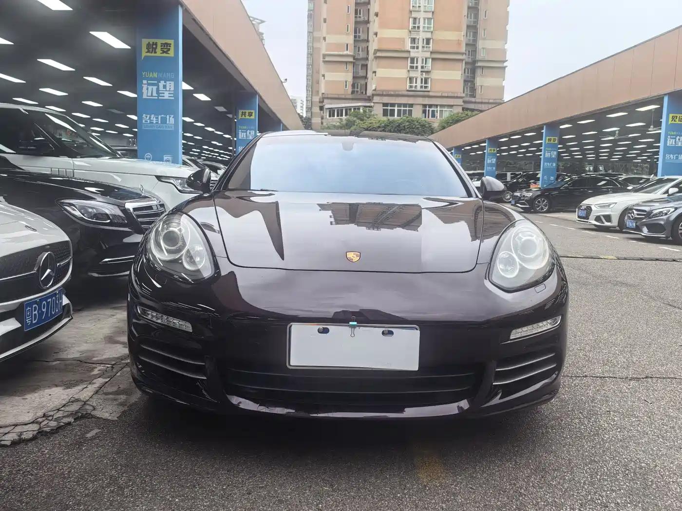 Porsche Panamera 2016 Panamera 4 Edition 3.0T фото 8