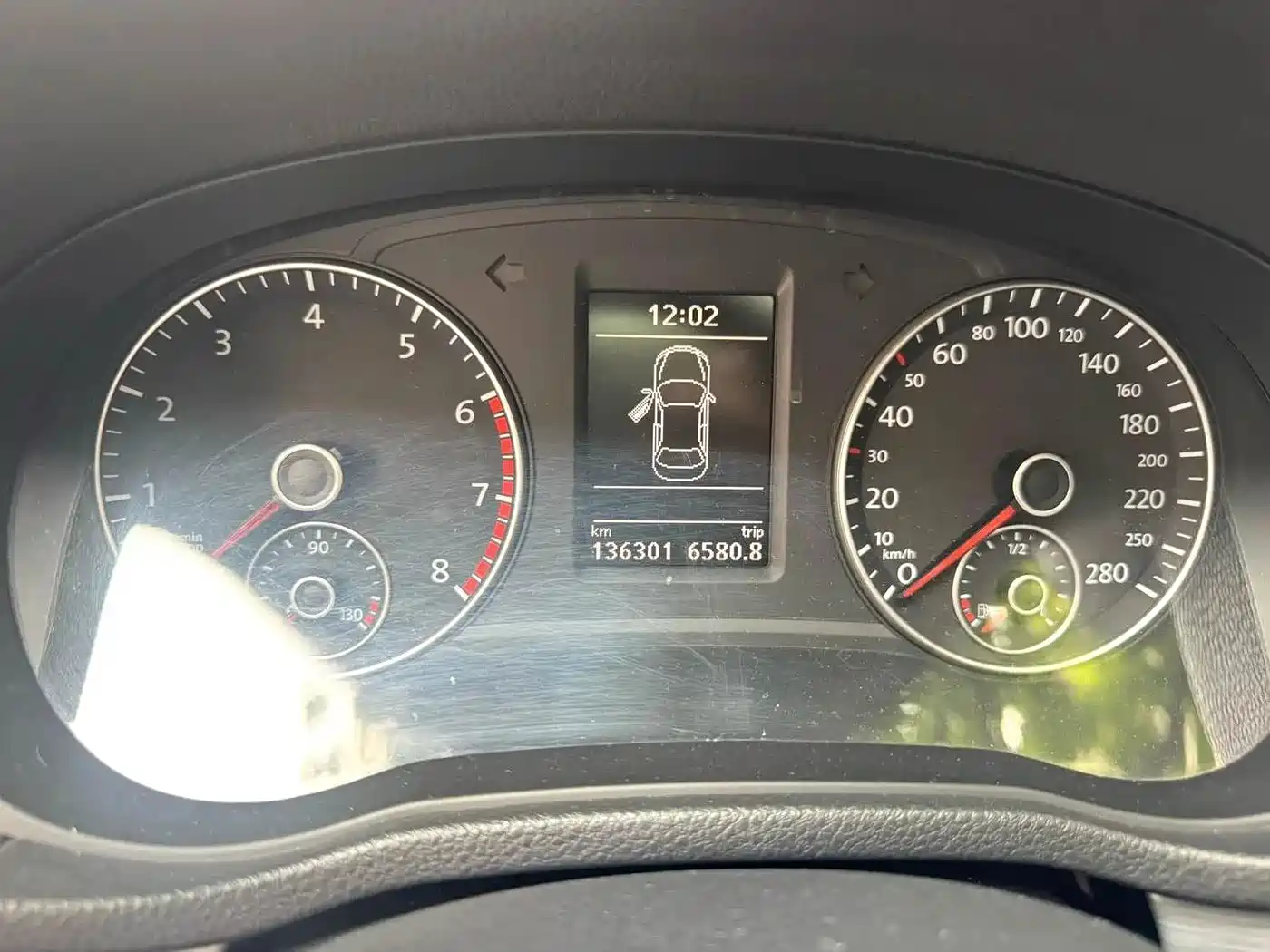 Volkswagen Passat 2015 1.8TSI DSG Honor Edition фото 6