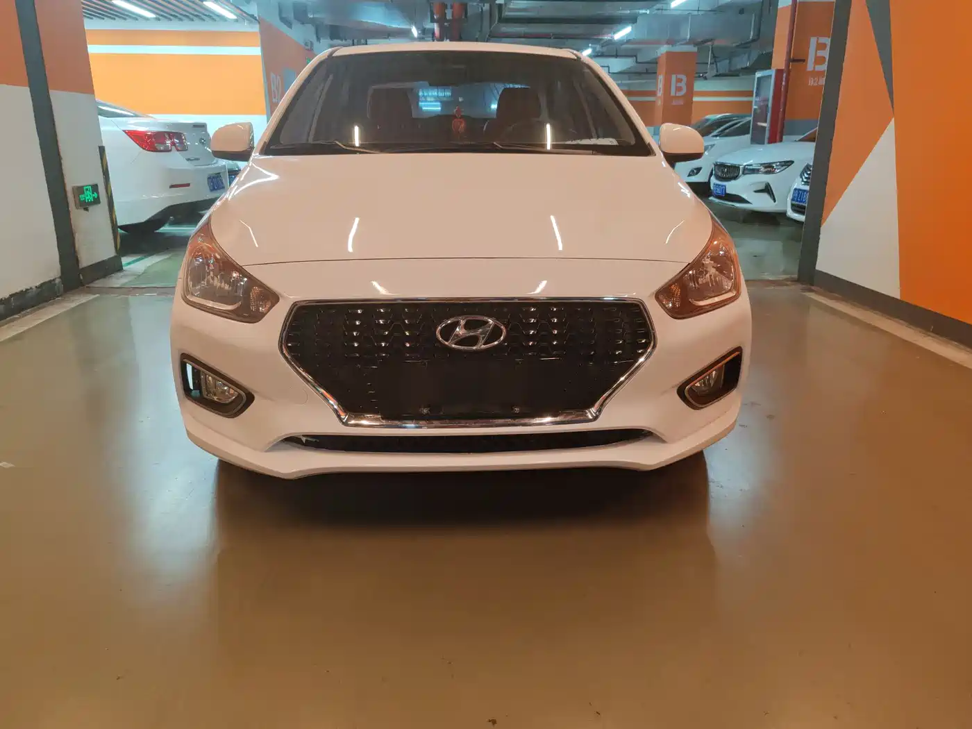 Hyundai Verna 2017 1.4L Automatic Leap Power Edition China VI фото 3