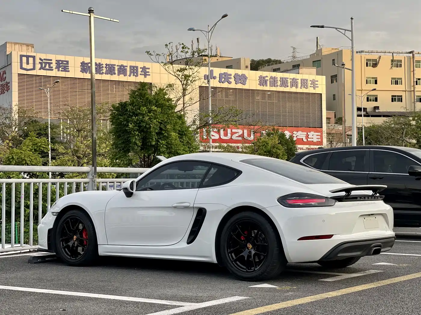 Porsche 718 2016 Cayman 2.0T фото 9