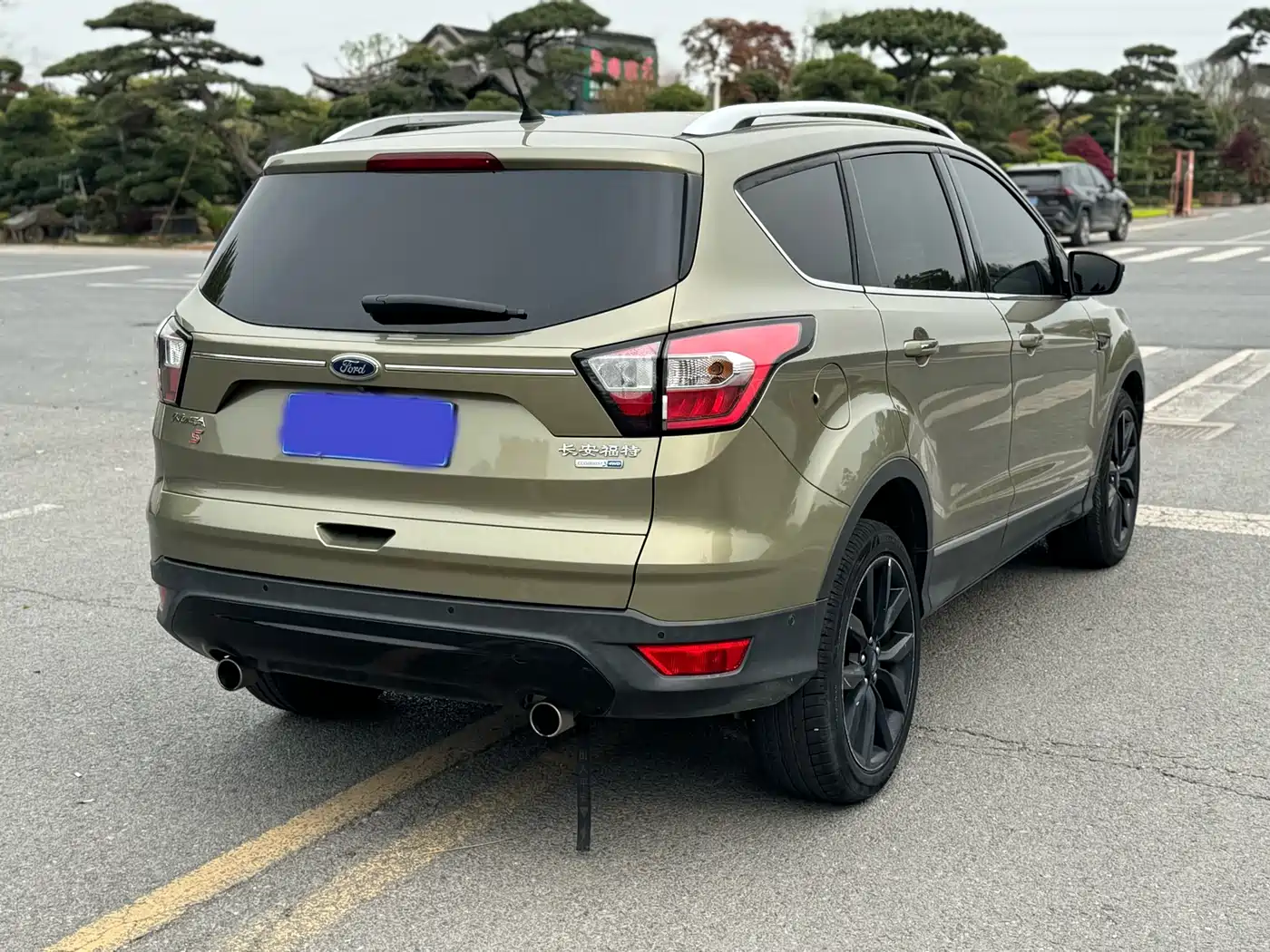 Фото 12 - Ford Kuga