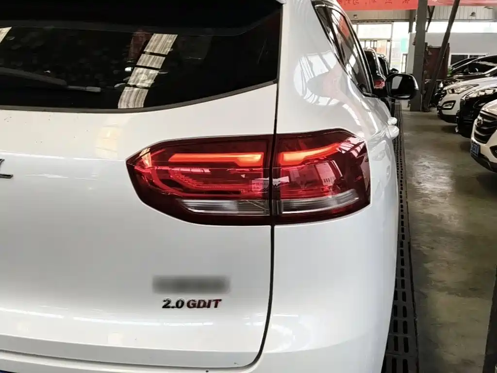 Фото 8 - Haval H6