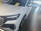 Фото 24 - Audi Q4 e-tron