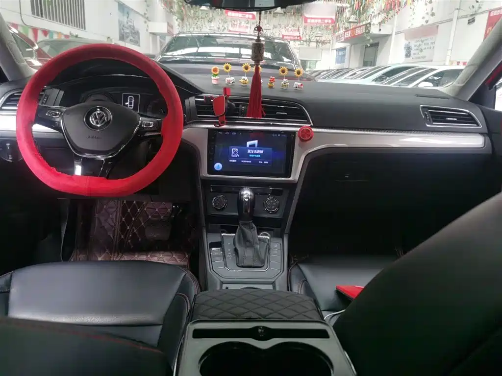 Volkswagen Lamando 2019 230TSI DSG Trend Edition China V фото 10