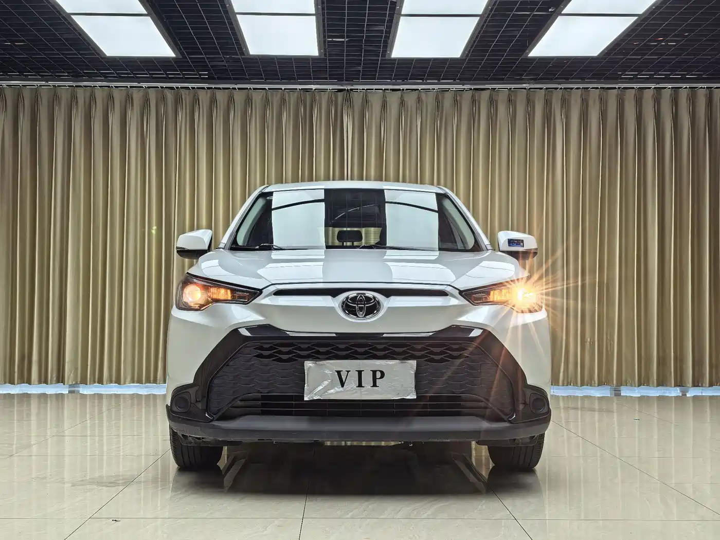 Toyota Frontlander 2024 2.0L CVT Elite Plus Edition фото 2