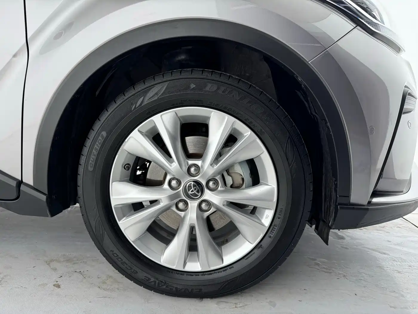 Toyota IZOA 2021 2.0L Yixiang Edition фото 16