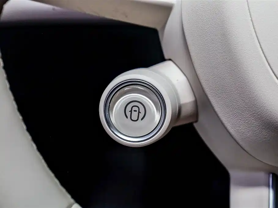 Xiaomi Auto Xiaomi YU7 2025 Extended Range RWD Edition фото 17
