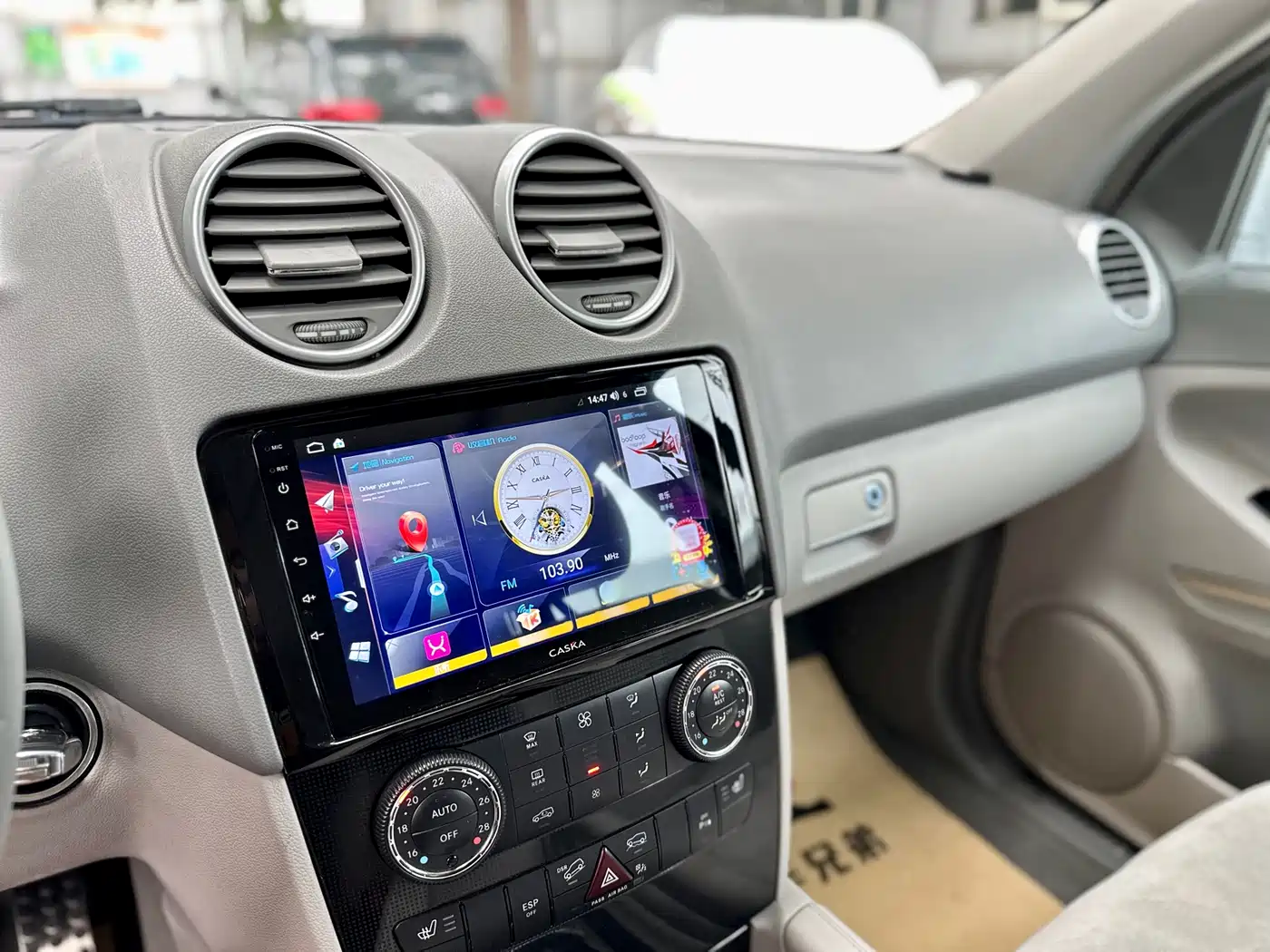 Mercedes-Benz M-Class 2010 ML 300 4MATIC фото 27