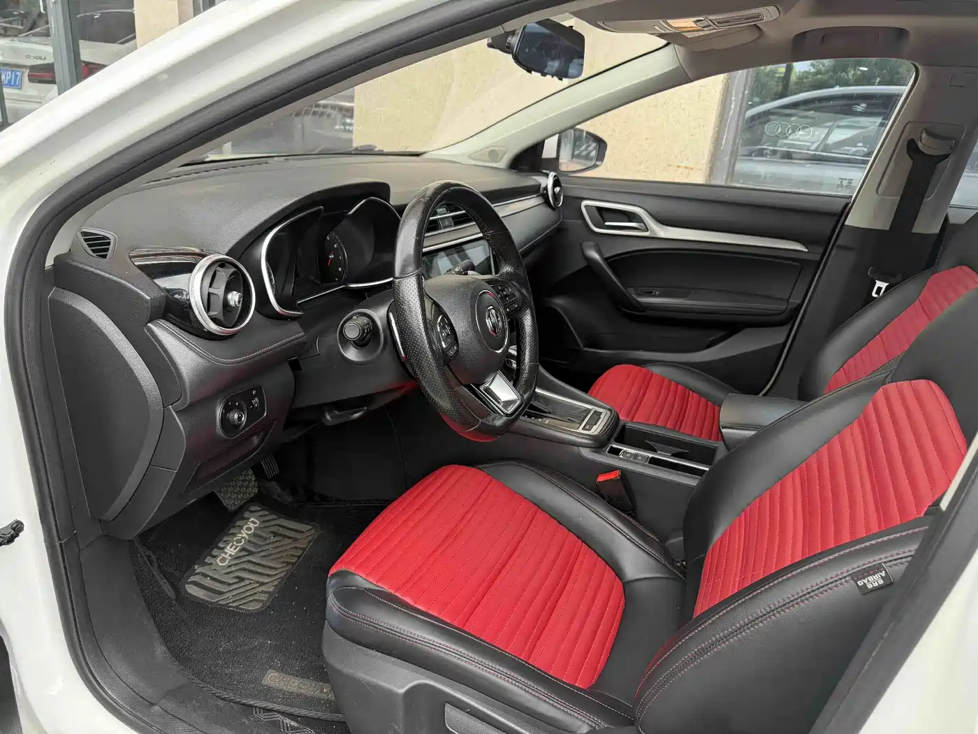 MG MG6 2018 2017 20T Automatic Elite Smart Connect Version (China V)