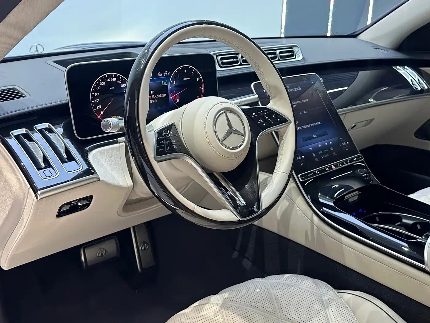 Mercedes-Benz Maybach S-Class 2025 Model S 480 4MATIC фото 8