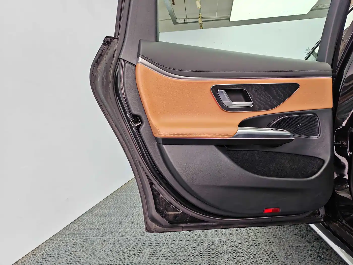 Mercedes-Benz E-Class 2024 E 300 L Fashion Sport фото 14
