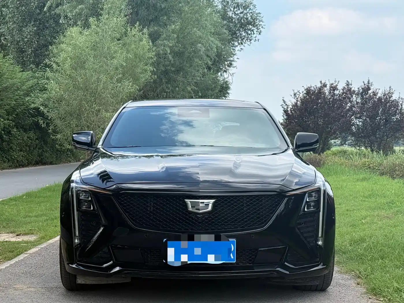 Фото 1 - Cadillac CT5