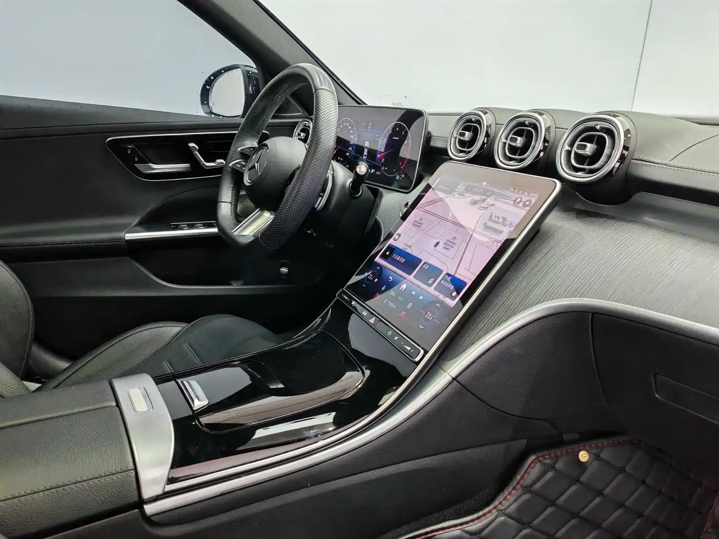 Mercedes-Benz C-Class 2023 C 260 L Night Edition Sport фото 15