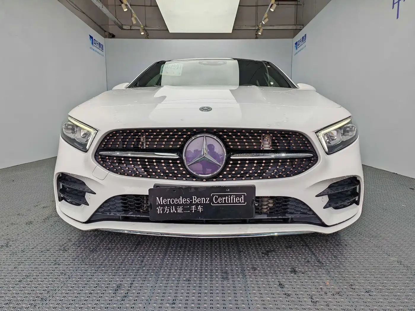 Mercedes-Benz A-Class 2019 A 200 L Sport Sedane Pioneer Special Edition фото 2