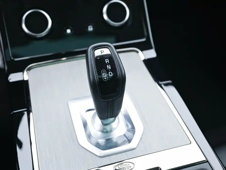 LAND ROVER RANGE ROVER AURORA NEW ENERGY