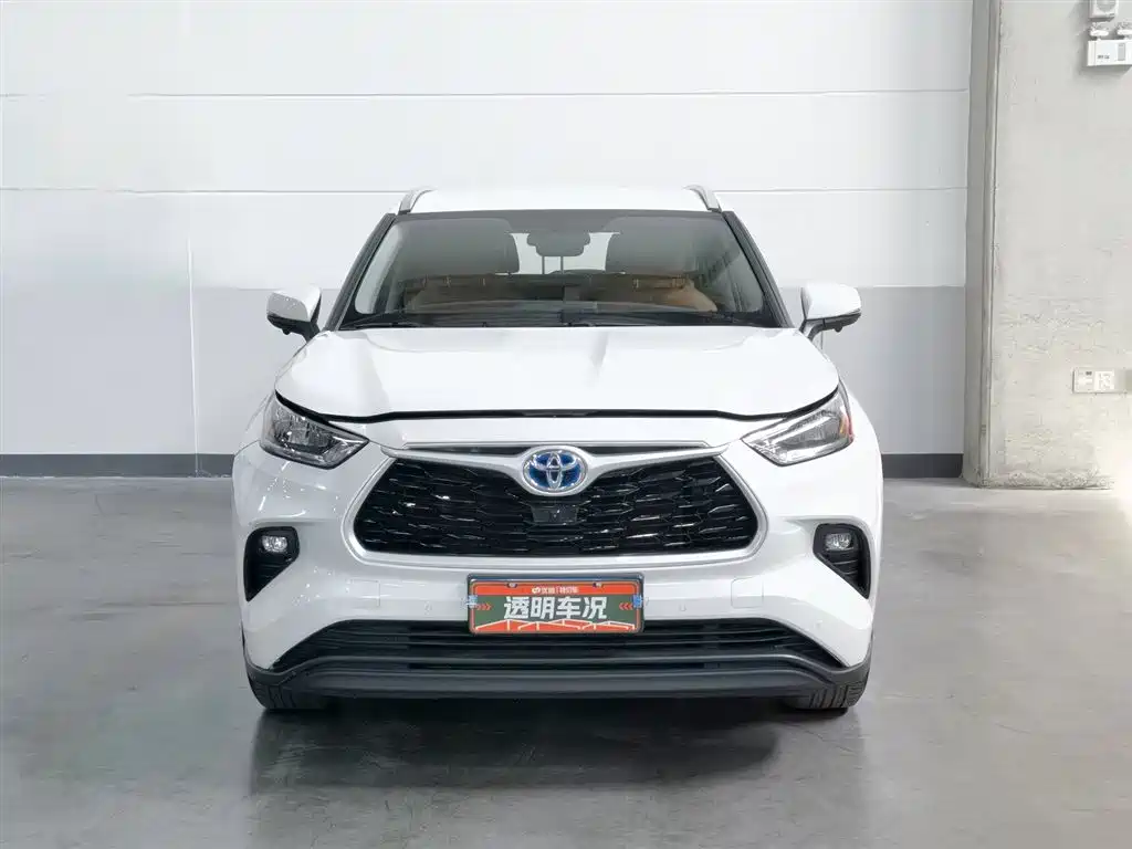 Toyota Highlander 2023 2.5L Smart Hybrid Dual Engine AWD Elite 7-Seater фото 3