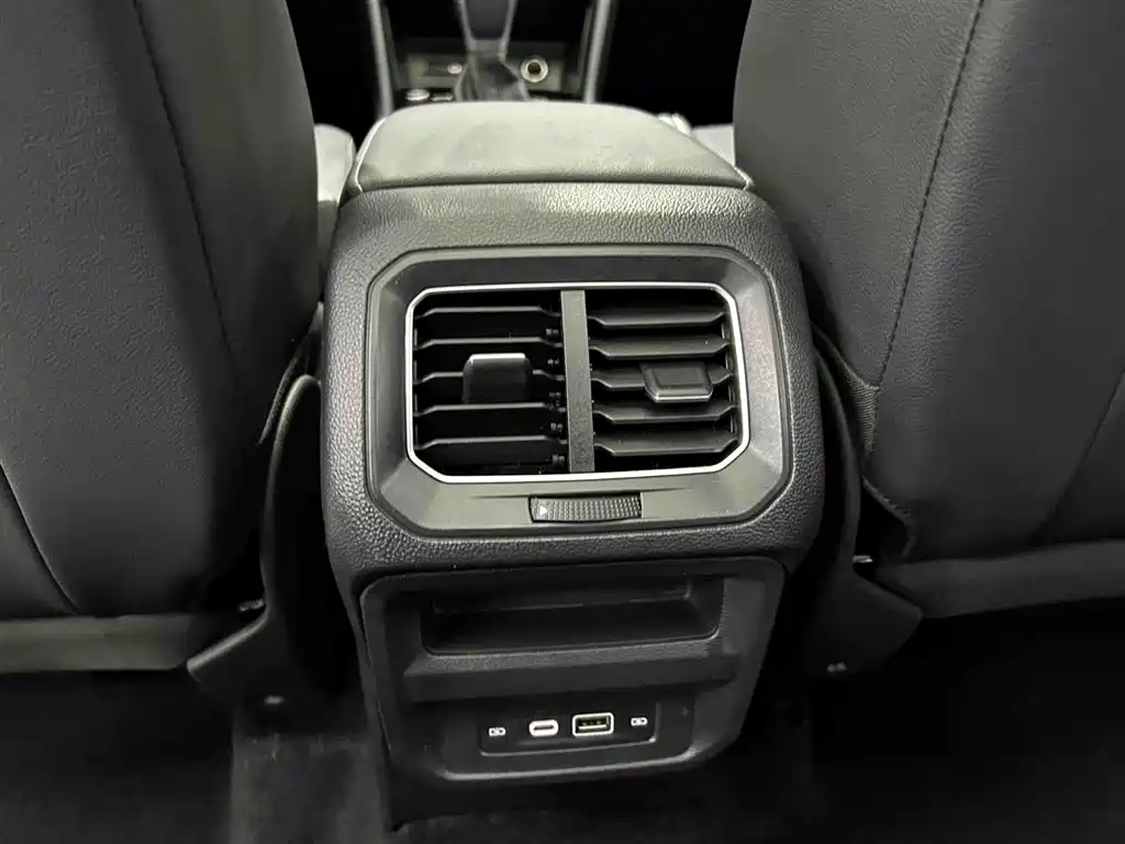 Volkswagen Tiguan L 2023 280TSI 2WD Trend Limited Edition фото 15