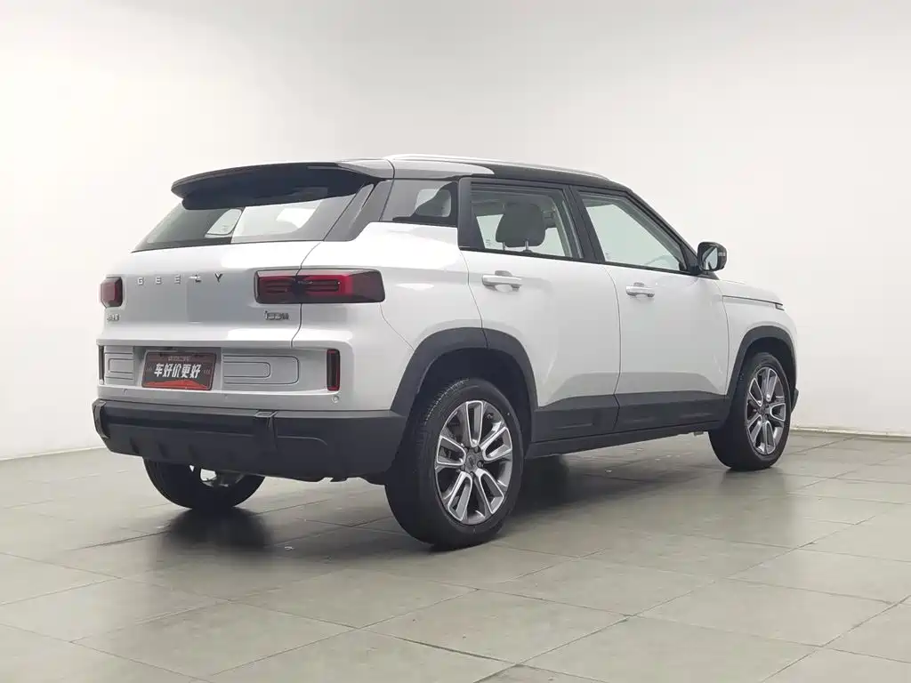 Фото 2 - Geely ICON